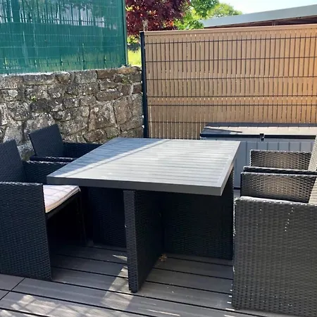 Jolie Maisonnette Cosy Bord De Terrasse בית נופש גידל